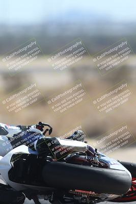 media/Nov-02-2025-CVMA (Sun) [[337aff29ab]]/Race 8-Formula Lightweight Twins Shootout/